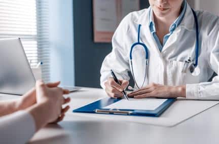 Santé : vers de nouveaux déremboursements pour réduire le déficit de la Sécurité sociale ?