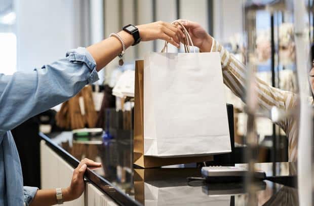 Consommation : les Français privilégient les dépenses essentielles