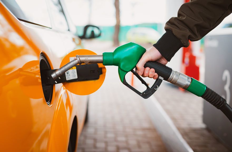 Carburant : pourriez-vous bénéficier de cette indemnité de 100 euros ?