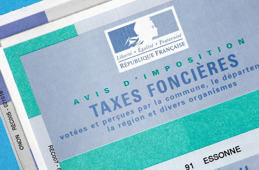 Taxe fonci&egrave;re : un co&ucirc;t moyen autour de 1 000 euros en 2026